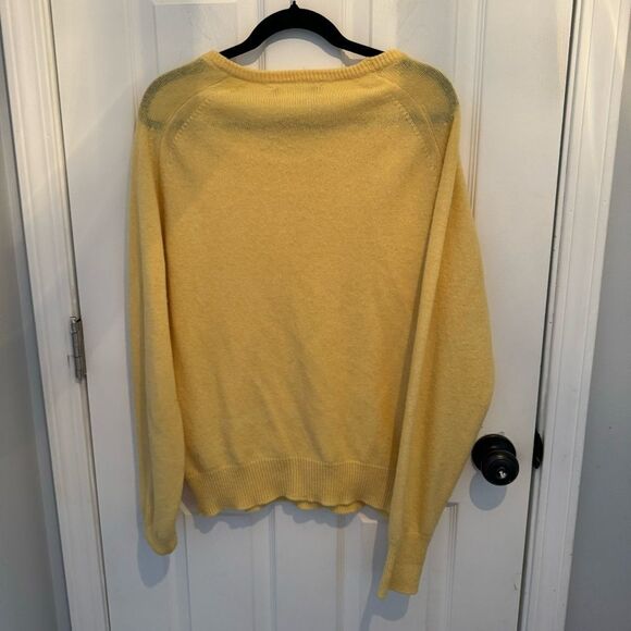 Vintage Puritan Sweater Mens Large Yellow V Neck LambsWool Made in USA - Picture 2 of 5